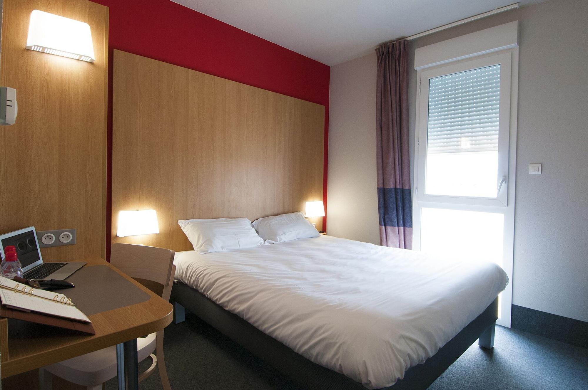 B&B Hotel La Rochelle Beaulieu Puilboreau Esterno foto