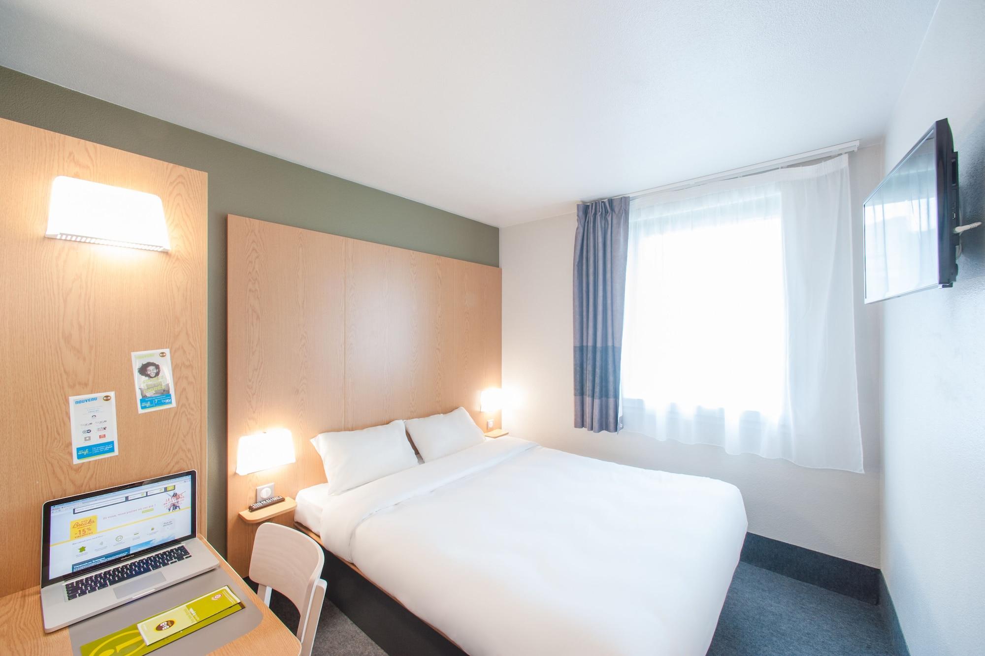 B&B Hotel La Rochelle Beaulieu Puilboreau Esterno foto