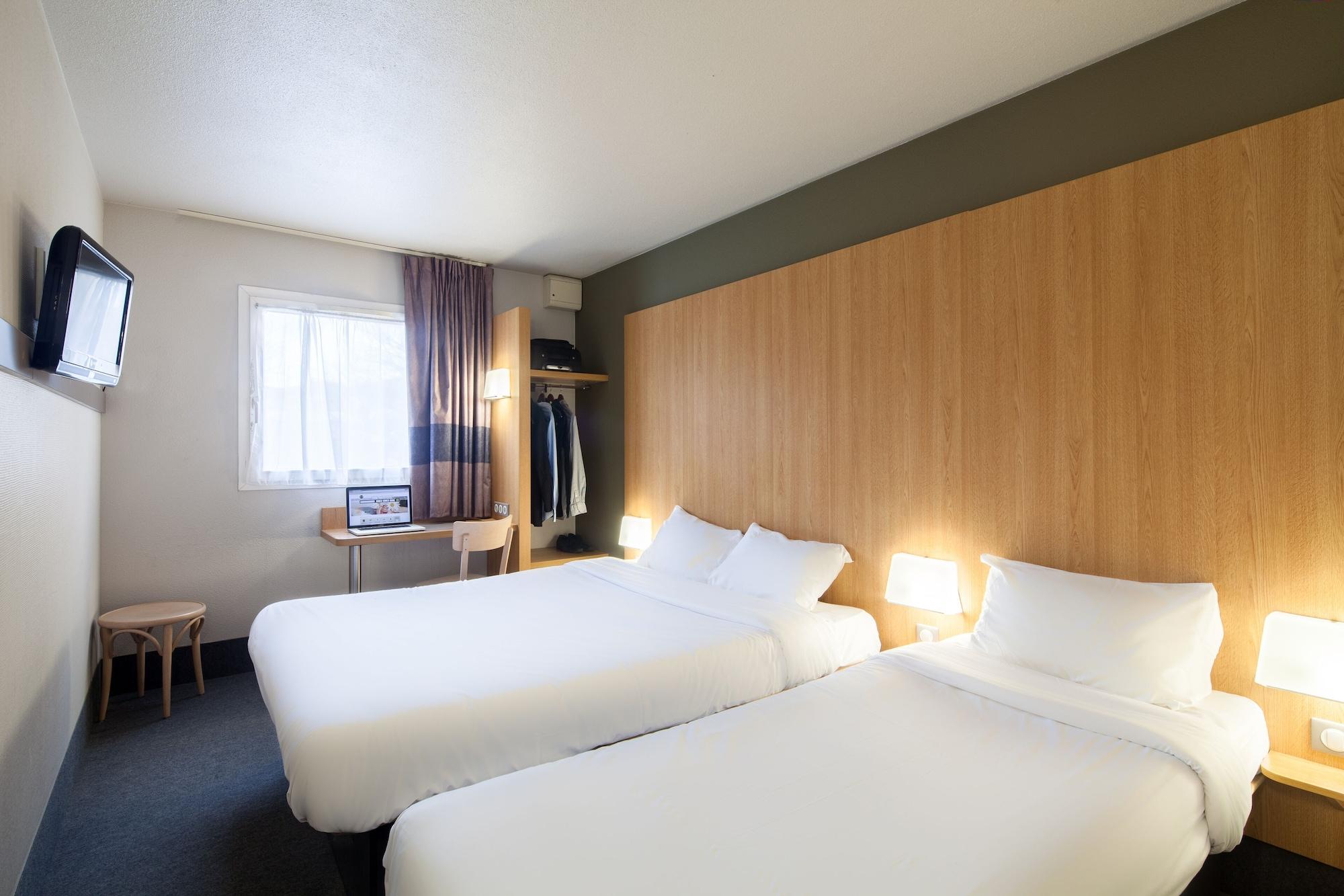 B&B Hotel La Rochelle Beaulieu Puilboreau Esterno foto