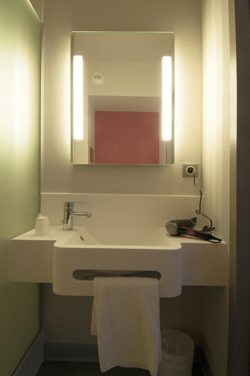 B&B Hotel La Rochelle Beaulieu Puilboreau Camera foto
