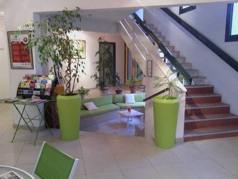 B&B Hotel La Rochelle Beaulieu Puilboreau Esterno foto