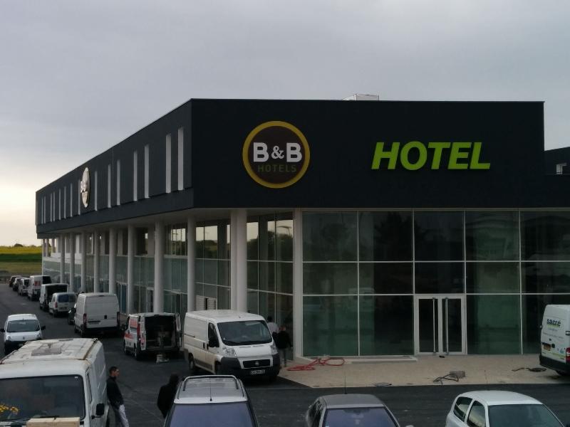 B&B Hotel La Rochelle Beaulieu Puilboreau Esterno foto